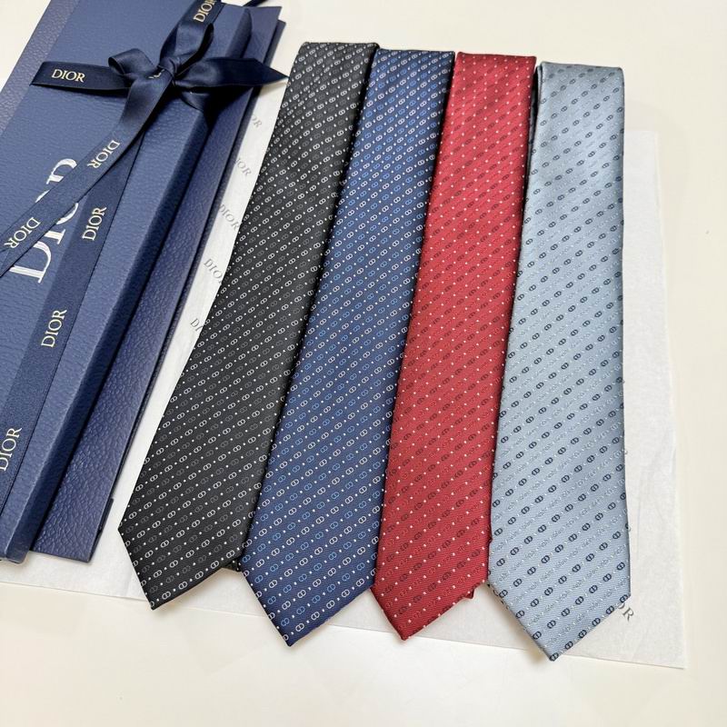 Dior Tie hm32